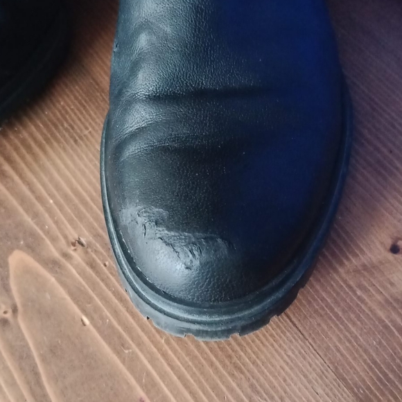 Stuart Weitzman boots